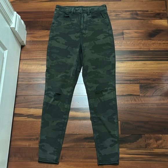 American Eagle Next Level Stretch Curvy Hi-Rise Jegging - Picture 1 of 4